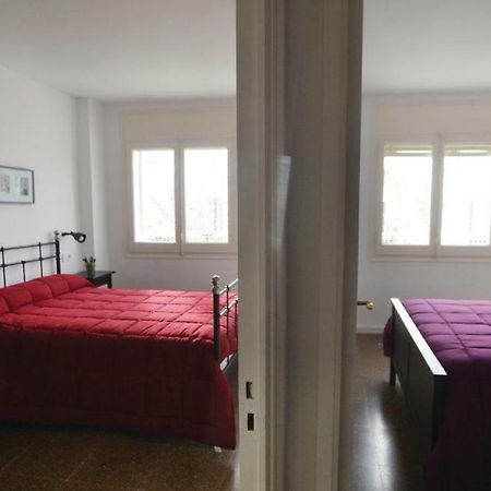 Apartament Duplex En Frente De La Playa Al Lado De Barcelona Canet De Mar Zewnętrze zdjęcie